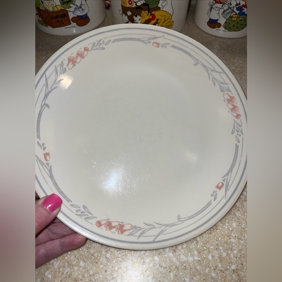 2 Vintage Corelle Dinner plates Rose Pattern - Picture 2 of 9